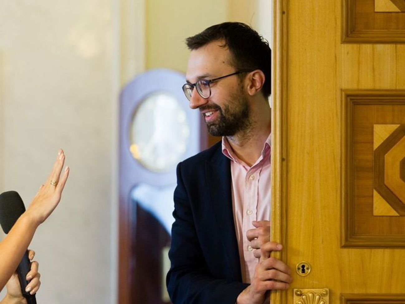 Лещенко заявил, что его вызвали на допрос