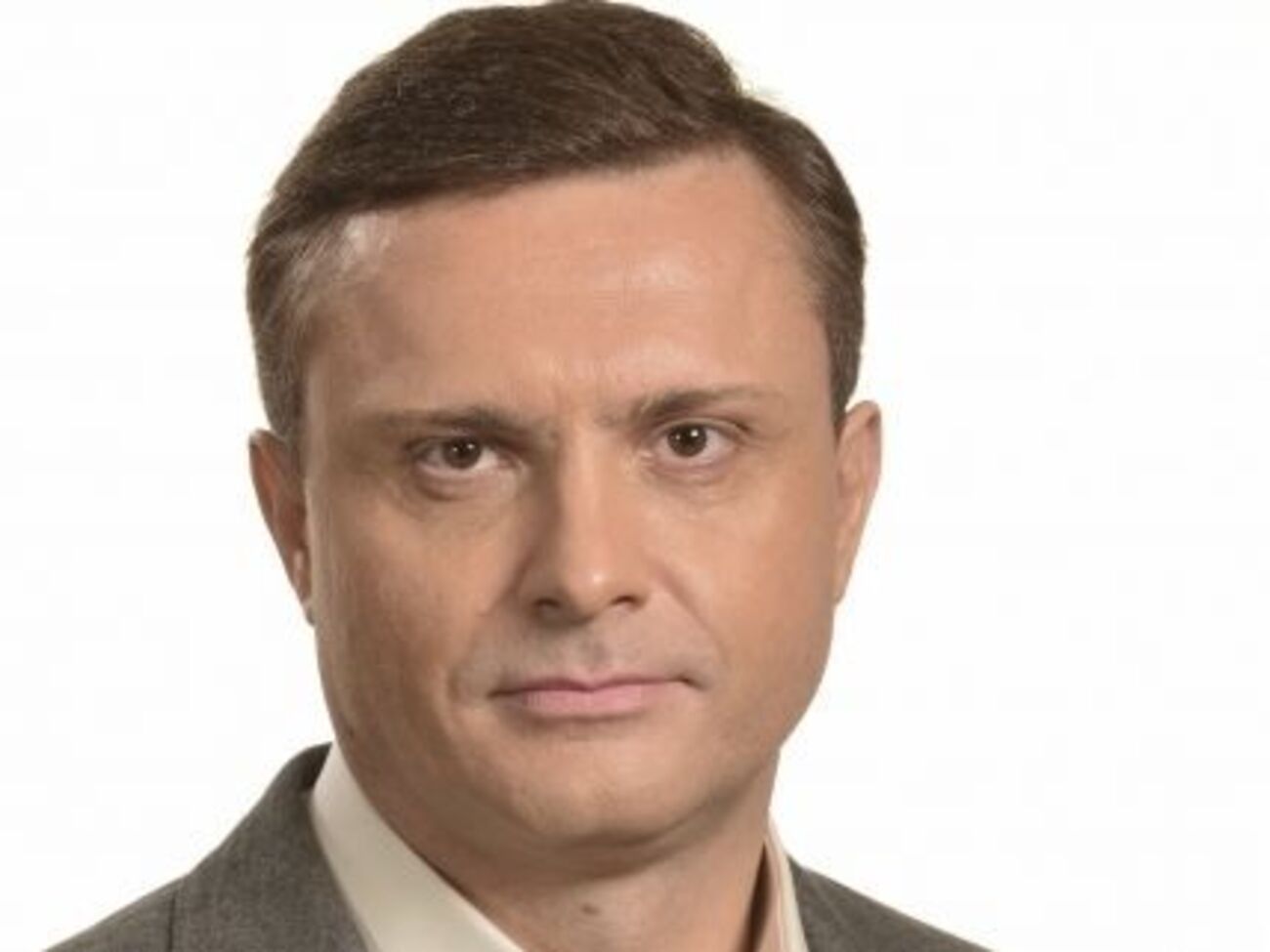 Сергей Левочкин:&nbsp;Рост тарифов на коммунальные услуги "съедает" деньги населения, не оставляя средств на лечение