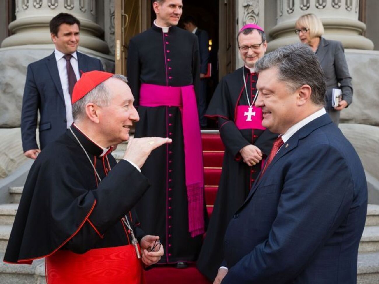 Порошенко провел встречу с госсекретарем Ватикана