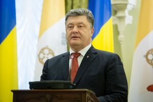 Порошенко сообщил, что количество погибших на Донбассе за два года составляет 10 тыс. человек