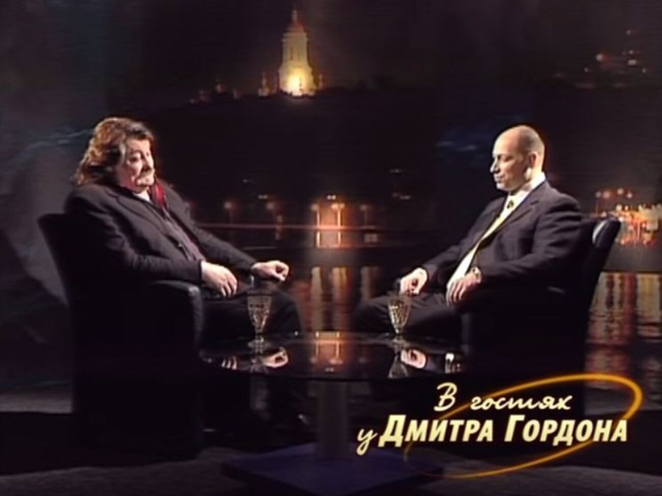 Николай Мозговой: Серов – Том Джонс для бедных, Антонов – еле-еле баянист, а из Королевой певица – как из меня космонавт