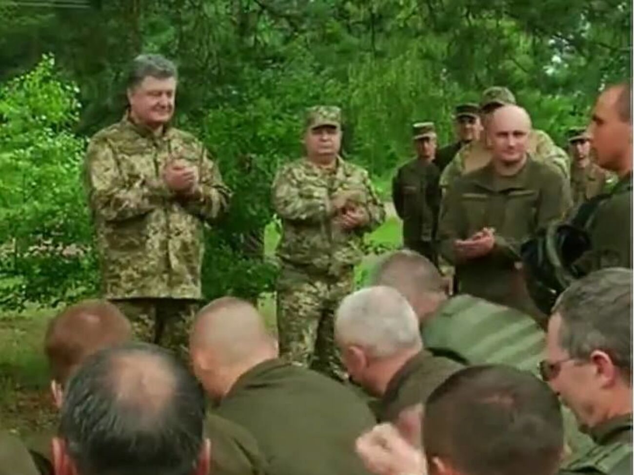Петр Порошенко посетил бойцов Нацгвардии