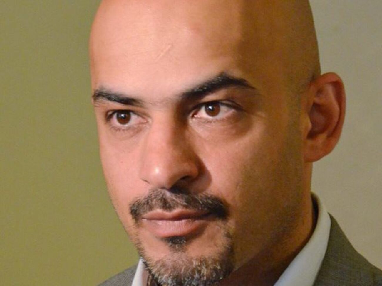 Найем:&nbsp;Все делается через колено, истериками, угрозами, унижением