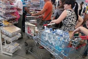 Жители Измаила скупают бутылированную воду