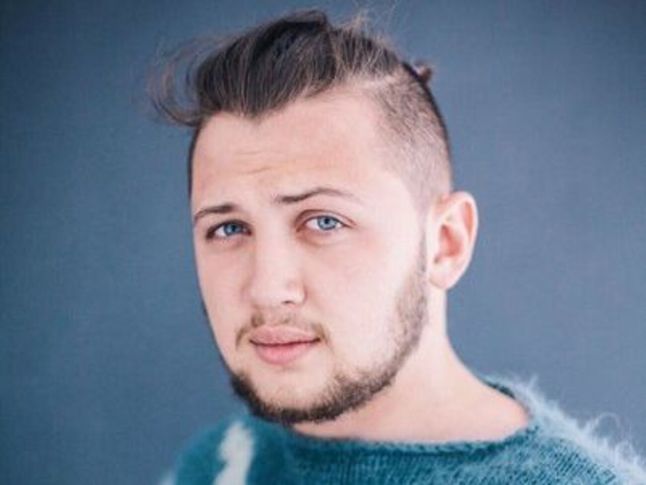 Афанасьев рассказал, что жил в бараке вместе с сотней других арестантов