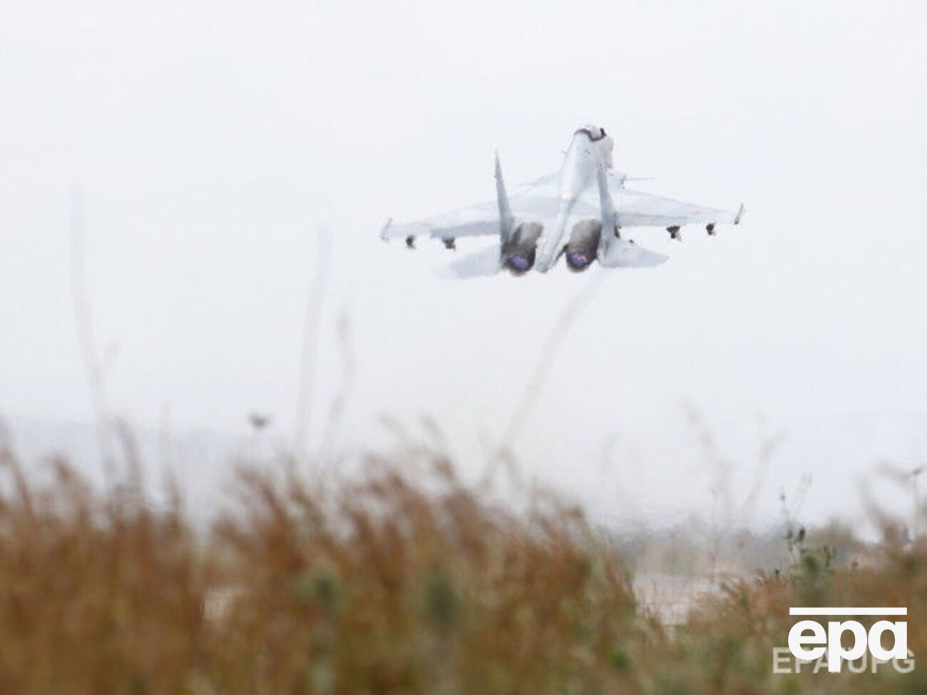 Самолет упал при взлете