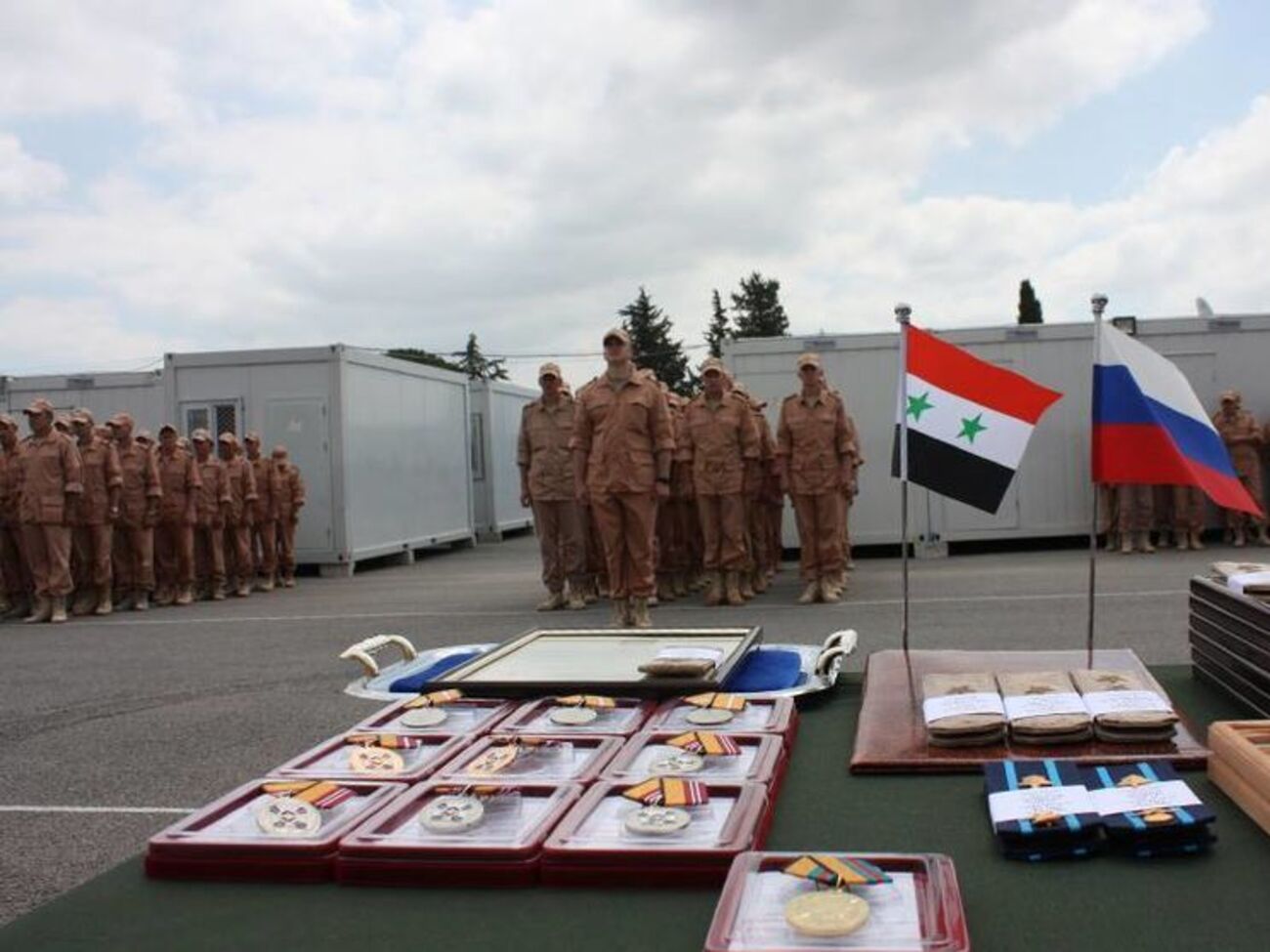 Официально Россия потеряла в Сирии 12 военных