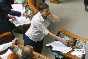 Савченко и Шухевич просят отменить новый закон о статусе судей