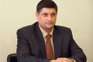Абрамченко рассказал о ситуации в городе в связи с массовым отравлением