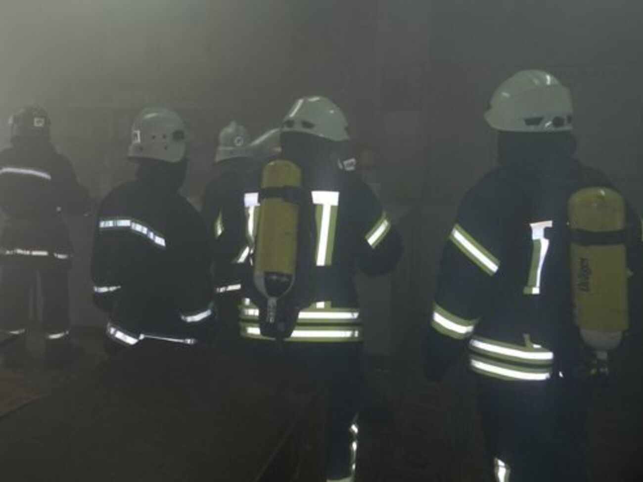 Жертв и пострадавших нет, причины возгорания пока неизвестны