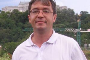 Сушко: Малообразованные слои населения Европы возлагают ответственность за проблемы не на свои правительства, а на Евросоюз