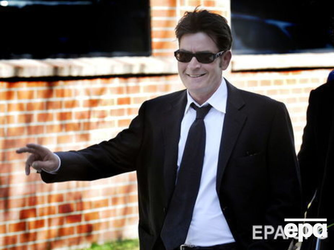 Шин отказался называть имя министра