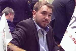 Лозовой: Они собирались выламывать двери, чтобы попасть в дом