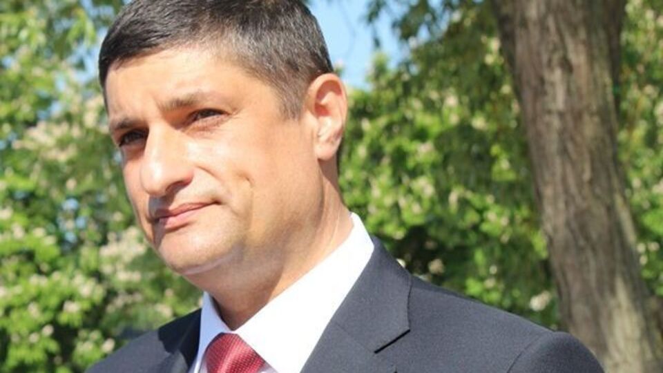 Абрамченко сообщил, что медикаменты в больницах выдаются бесплатно в полном объеме