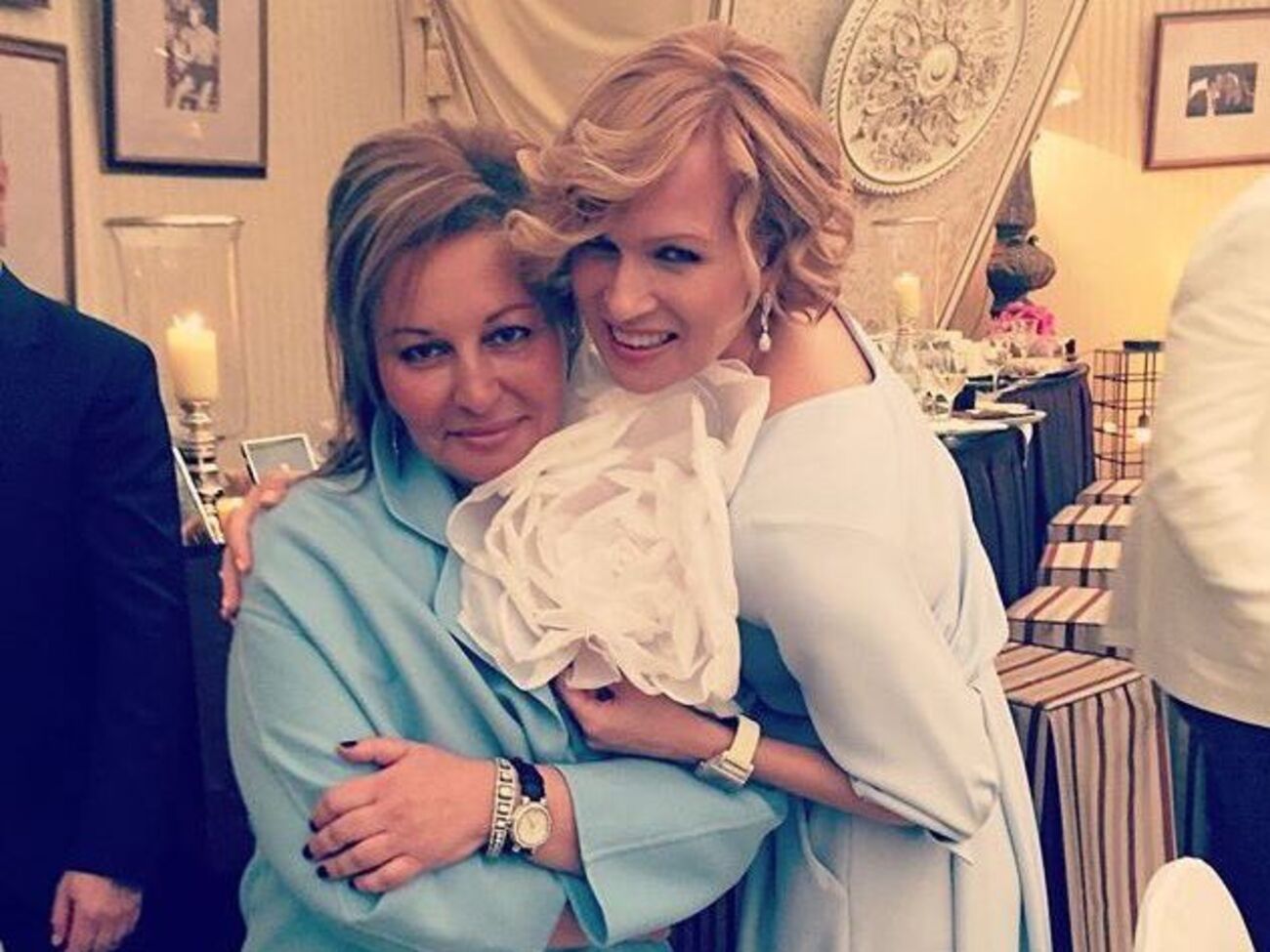 Жену Буйнова в числе других гостей поздравила актриса Алеся Судзиловская