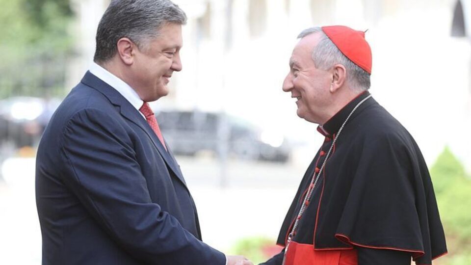 Президент Украины Петр Порошенко встретился с госсекретарем Ватикана Пьетро Паролином