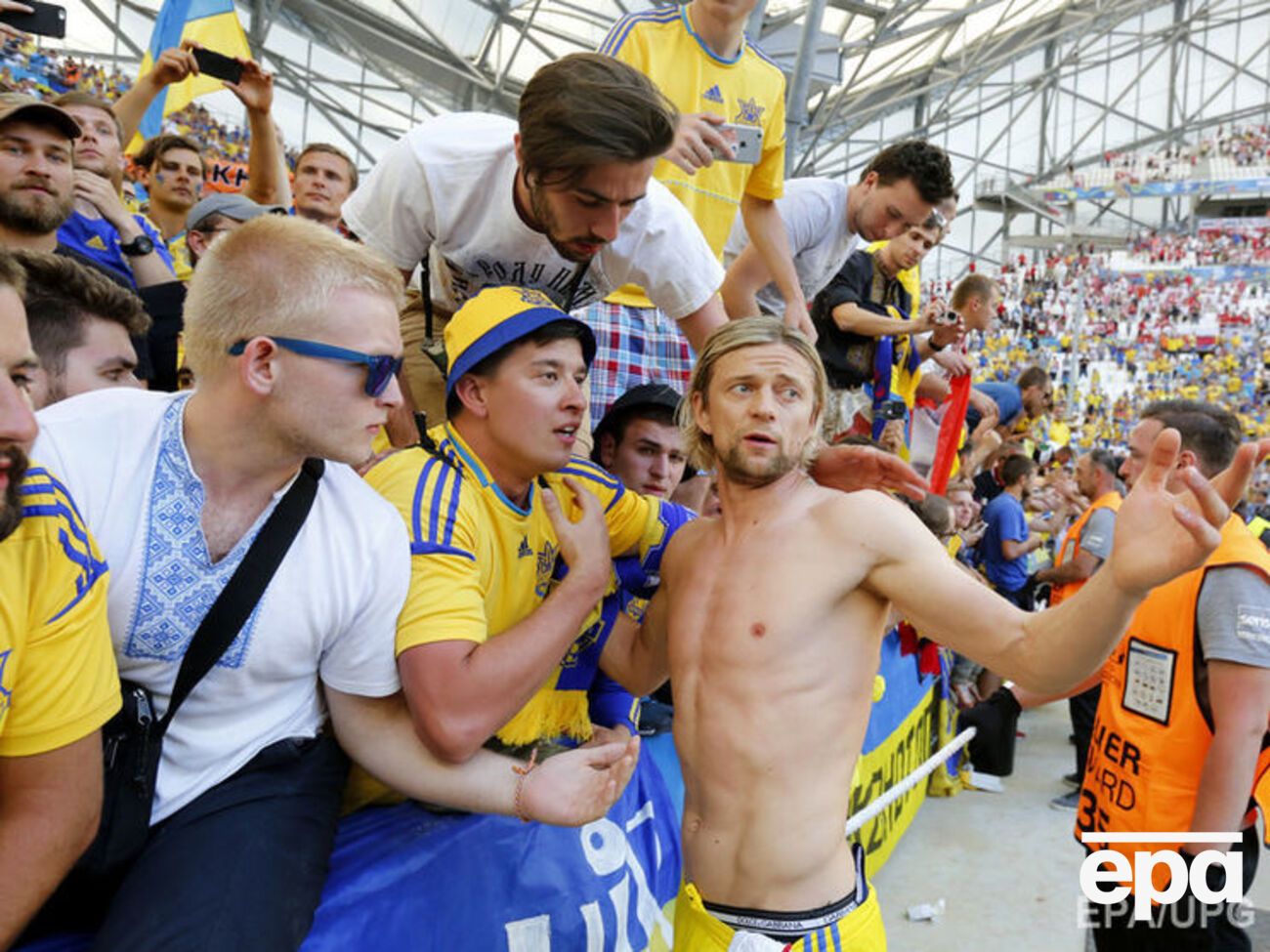 Порошенко:&nbsp;Ждал победы. Единственный, кто сегодня выложился на все 100, &ndash;&nbsp;это болельщики