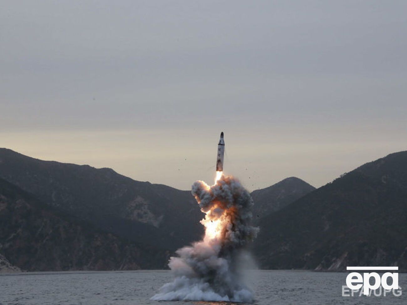 КНДР провела очередной запуск ракет