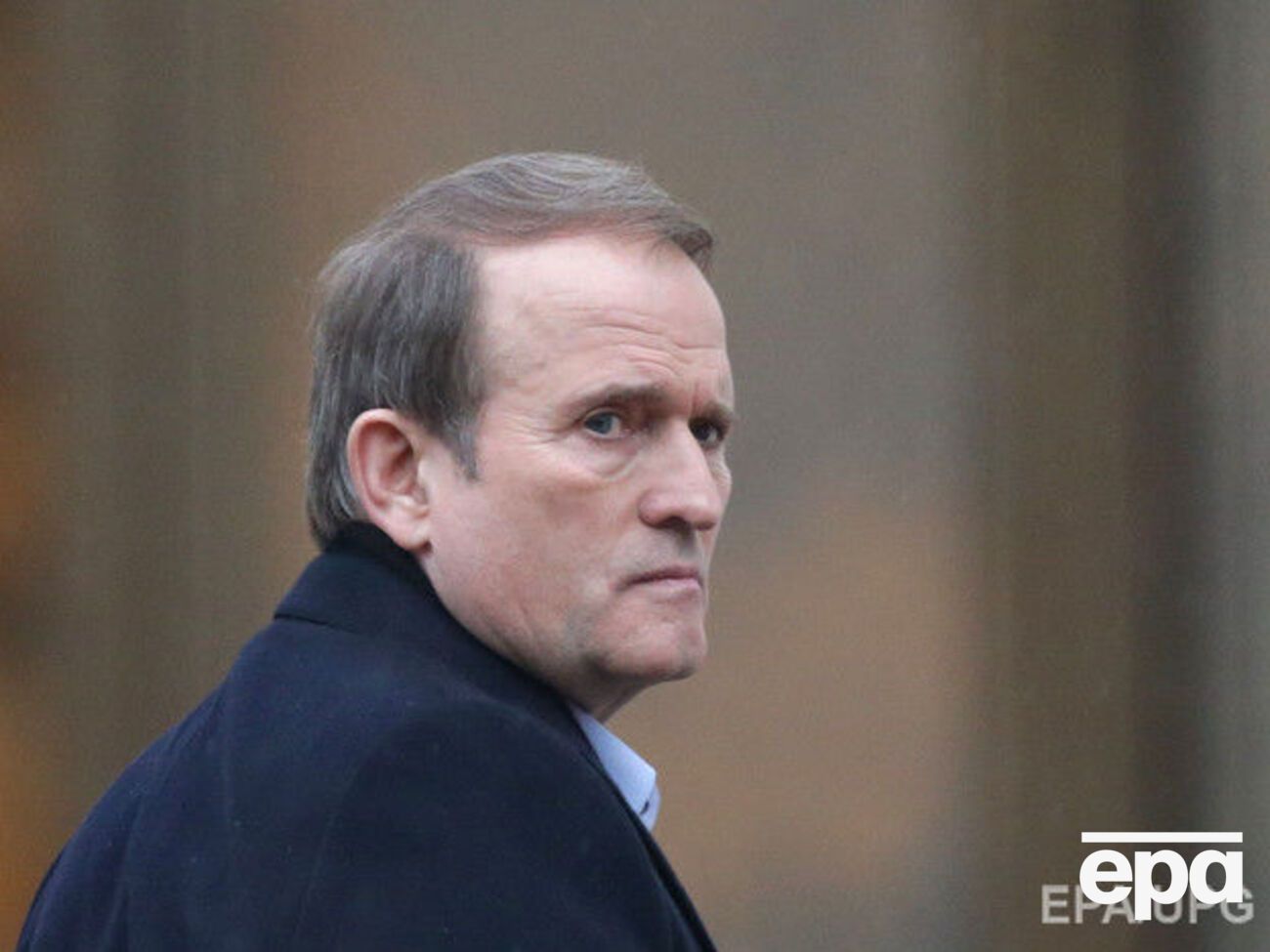 В один из первых обменов с участием Виктора Медведчука (на фото) он приехал в зону АТО в легкой обуви и очень замерз, сообщил Грицак