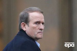 В один из первых обменов с участием Виктора Медведчука (на фото) он приехал в зону АТО в легкой обуви и очень замерз, сообщил Грицак