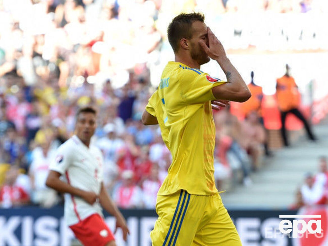 Ярмоленко просит болельщиков верить в сборную