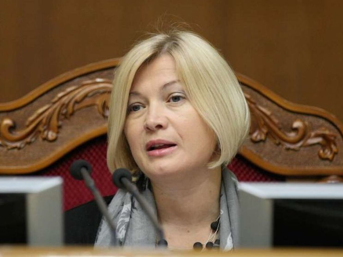 Геращенко заявила, что ждет "позитивных новостей" по освобождению украинских пленных