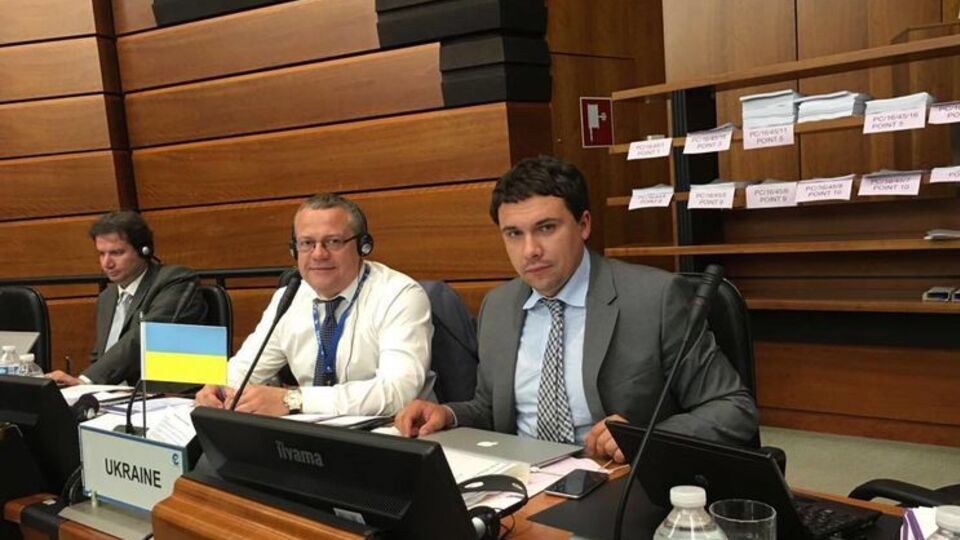 Довгань (справа): Евроконтроль позволит нам усилить контроль над воздушным пространством, в том числе Крыма и востока Украины