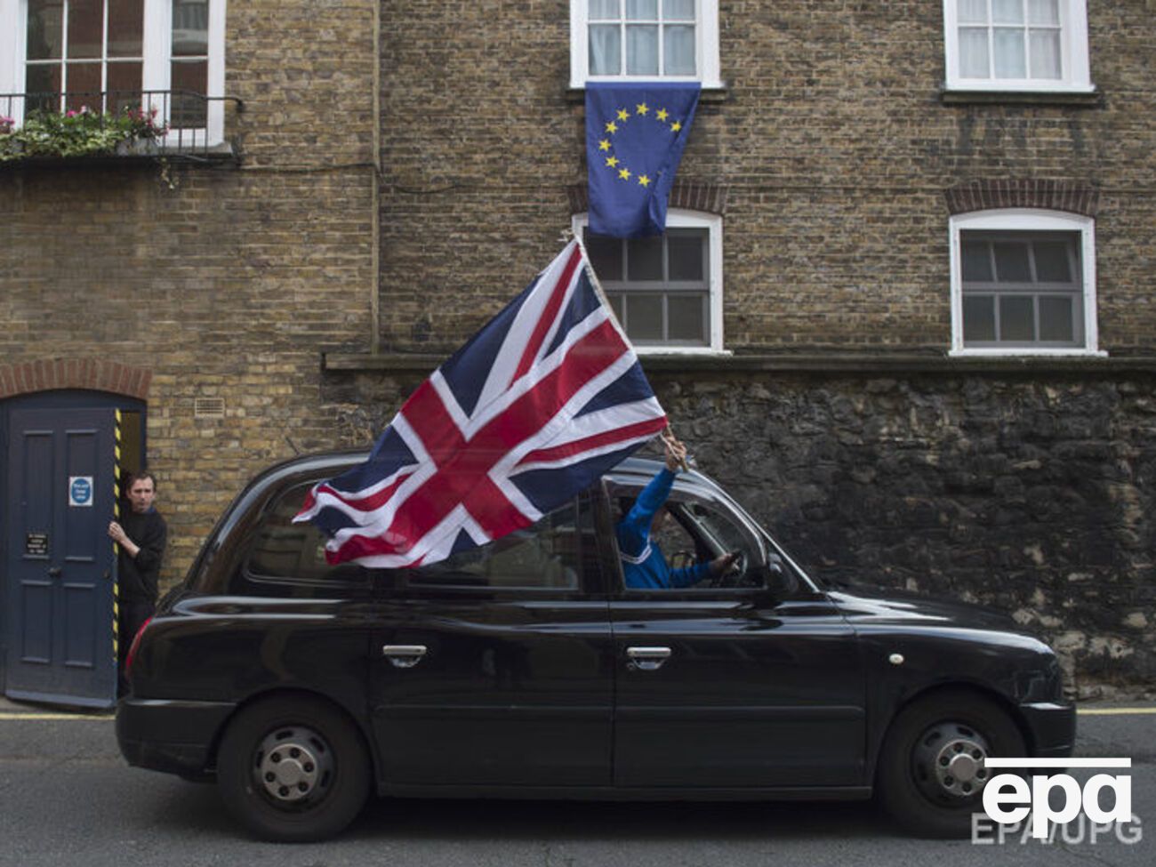 Британцы требуют повторного референдума