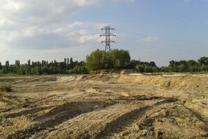 Добывая речной песок в Голосеевском районе Киева, преступники нанесли ущерб государству на 31 млн грн