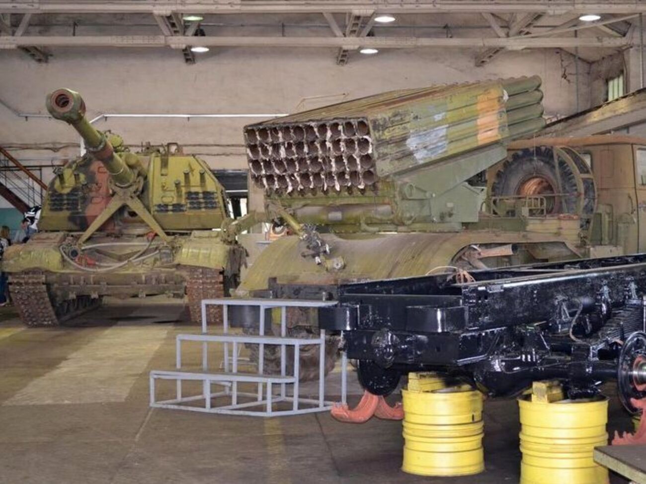 Шепетовский ремонтный завод в четыре раза увеличил производство для ВСУ