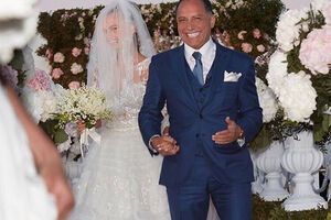 Невеста младше жениха на 36 лет