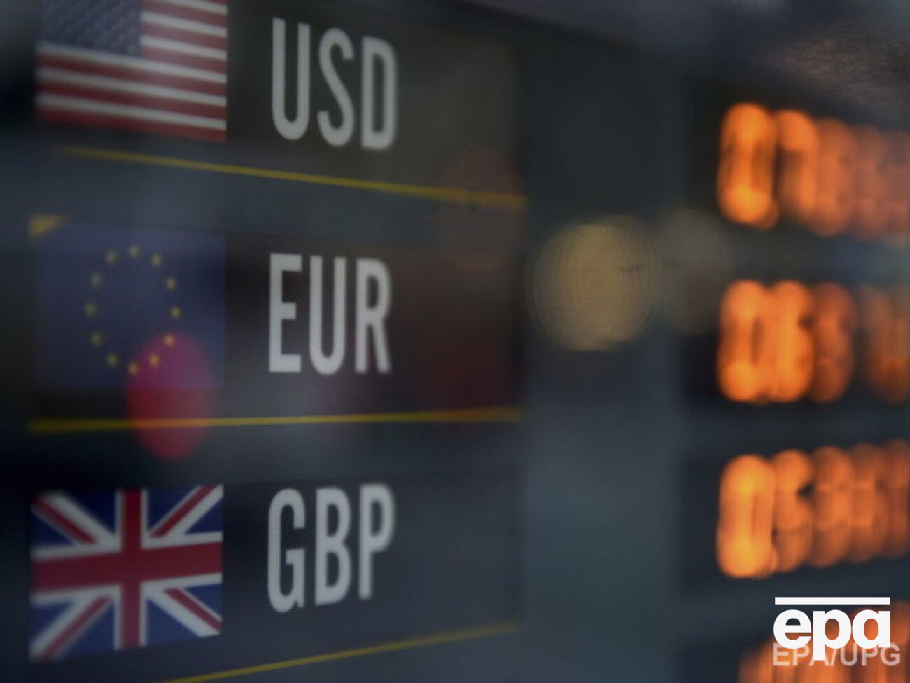 Биткоин торгуется по $624