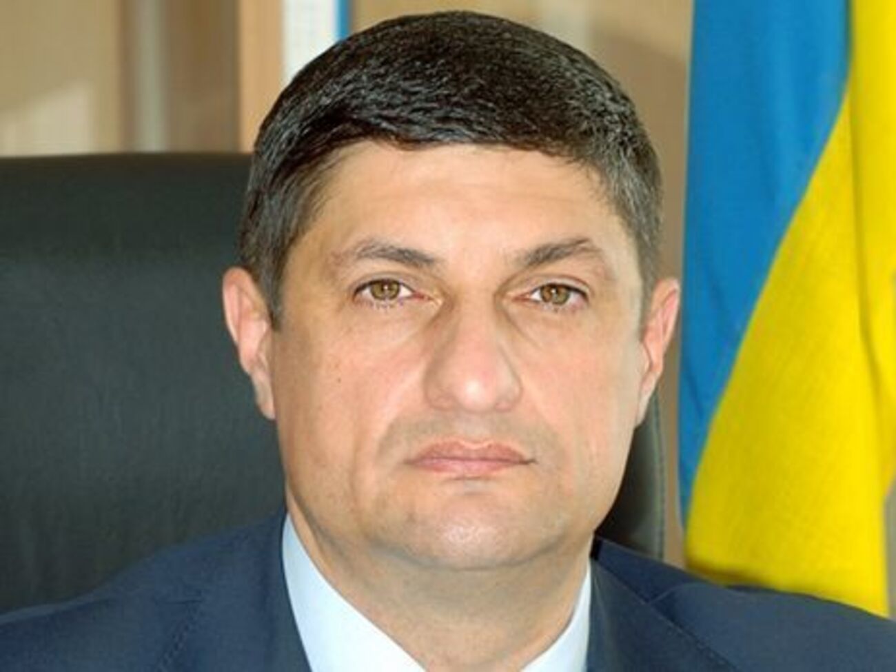 Абрамченко: Уже сегодня начинаем набирать питьевую воду из коммунальных скважин&nbsp;в бочки и развозить по районам города