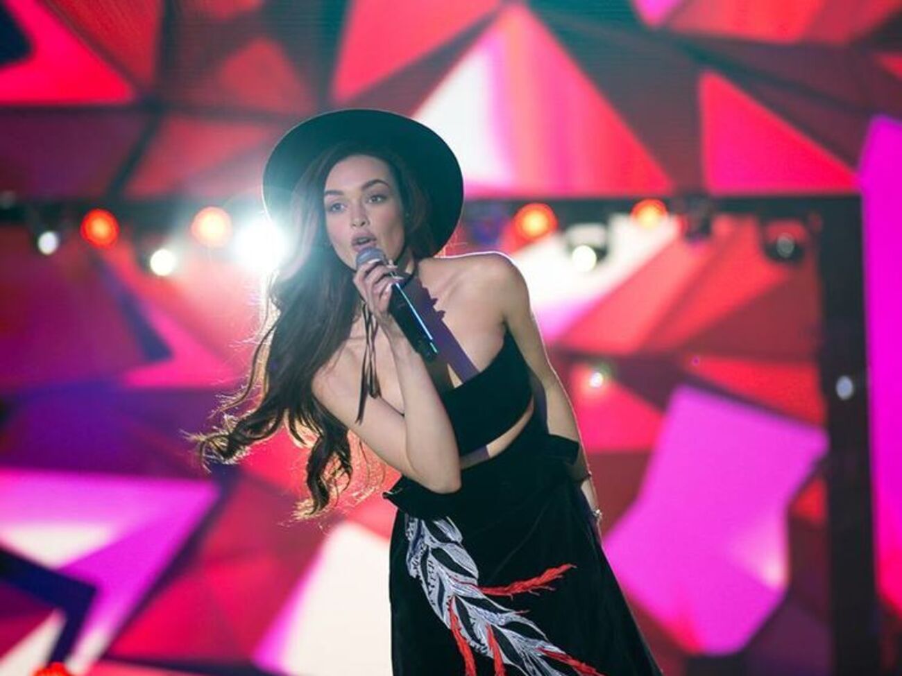 Яремчук опубликовала видео прыжка в воду