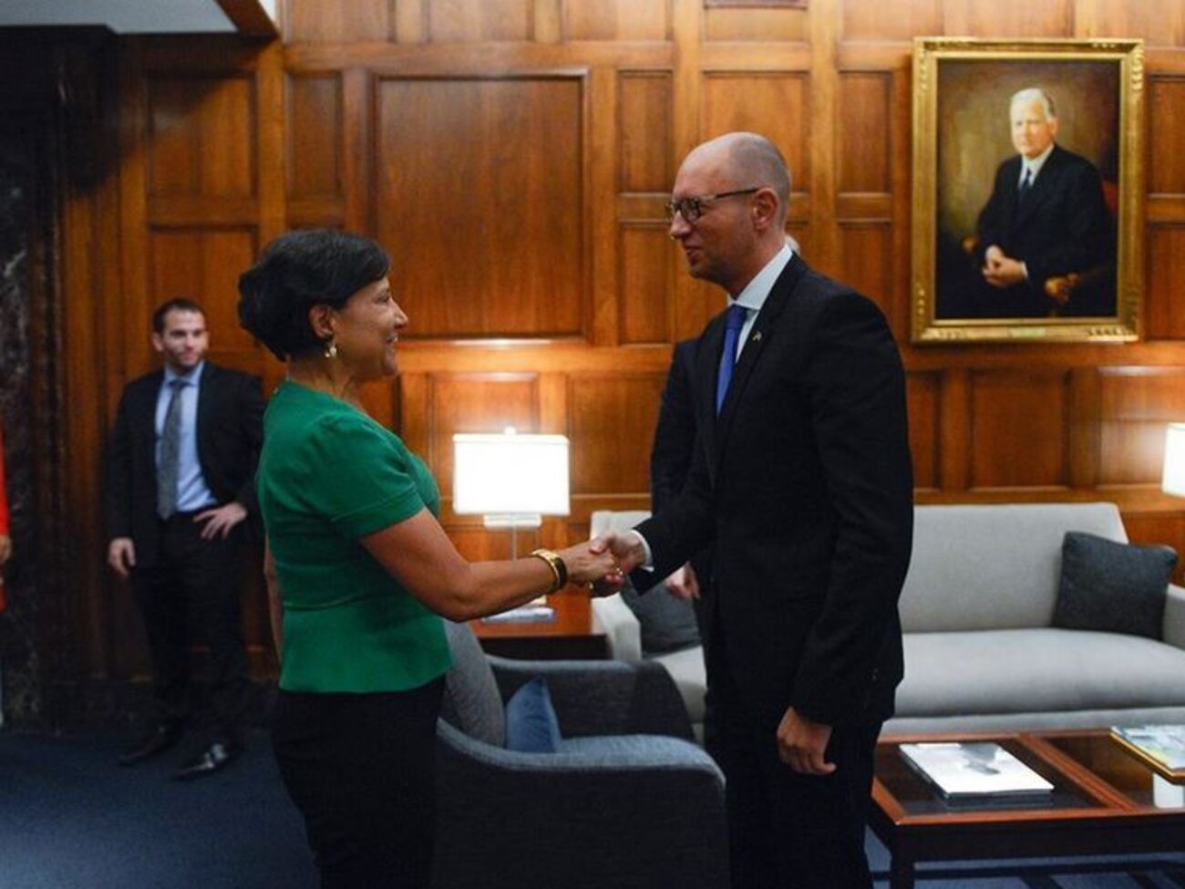 Арсений Яценюк:&nbsp;Делаем все для реализации дорожной карты сотрудничества