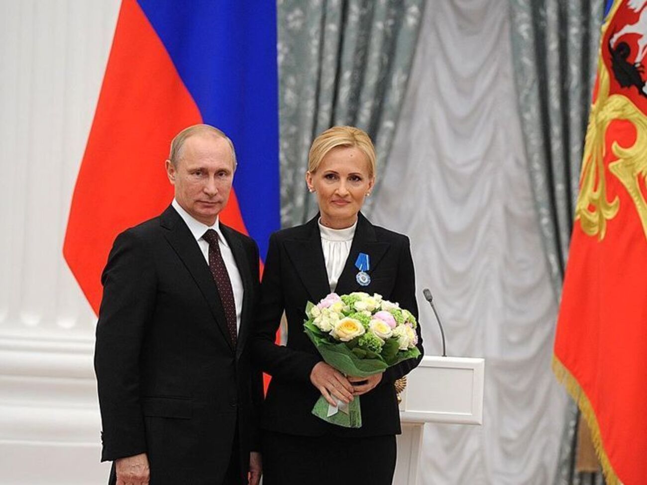 В 2014 году Владимир Путин наградил Ирину Яровую орденом Почета