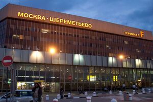 Россиянин доставлен в Шереметьево-2 в сопровождении сотрудников иммиграционной службы США