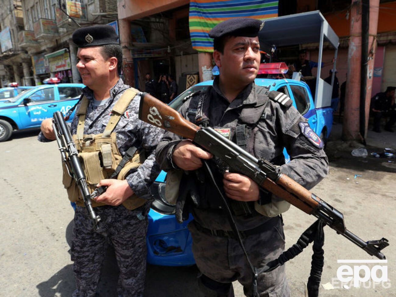 По данным полиции, на террористе был жилет со взрывчаткой