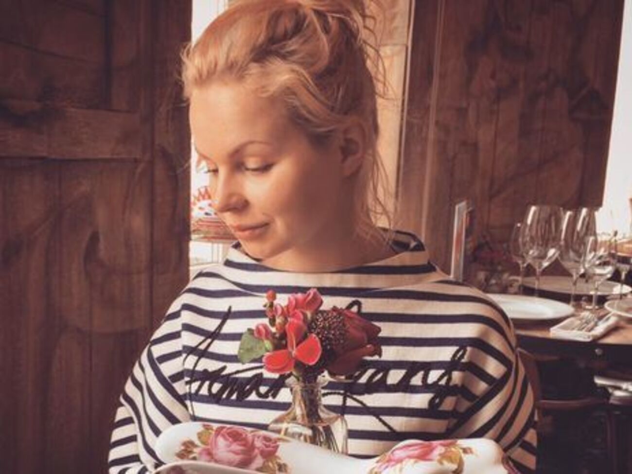 Вокс перевела песню Кузьмы "Парасолі" на русский язык