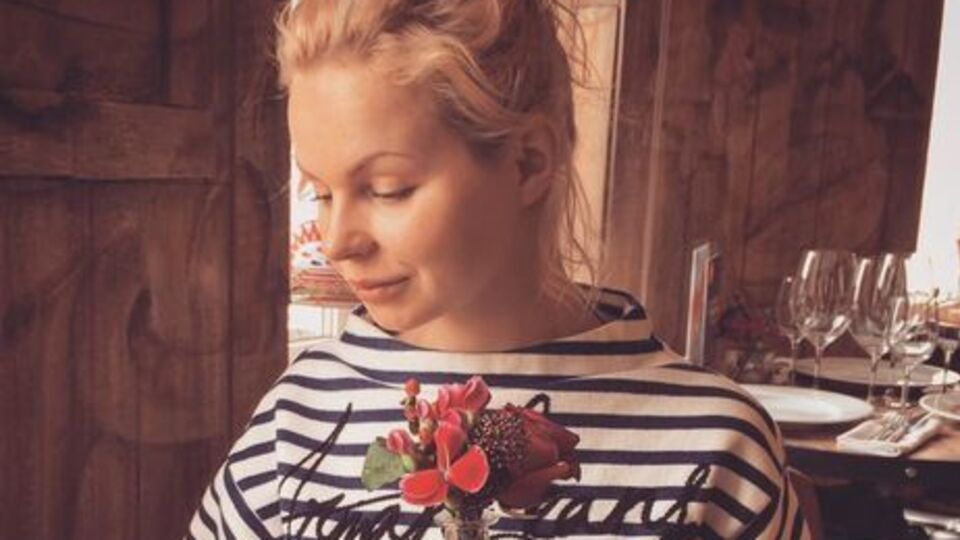 Вокс перевела песню Кузьмы "Парасолі" на русский язык