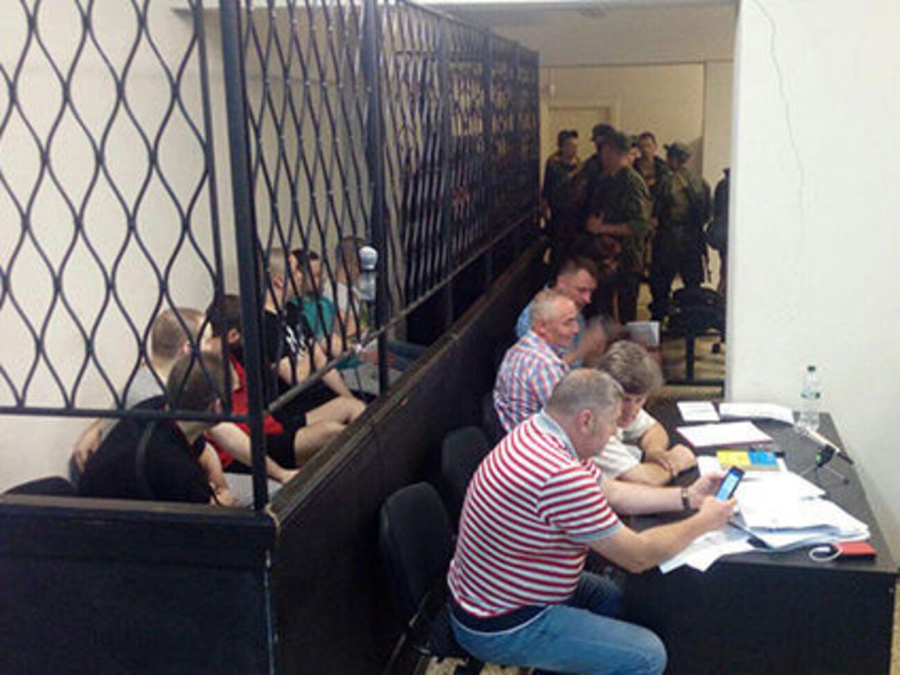 Подозреваемые останутся под арестом