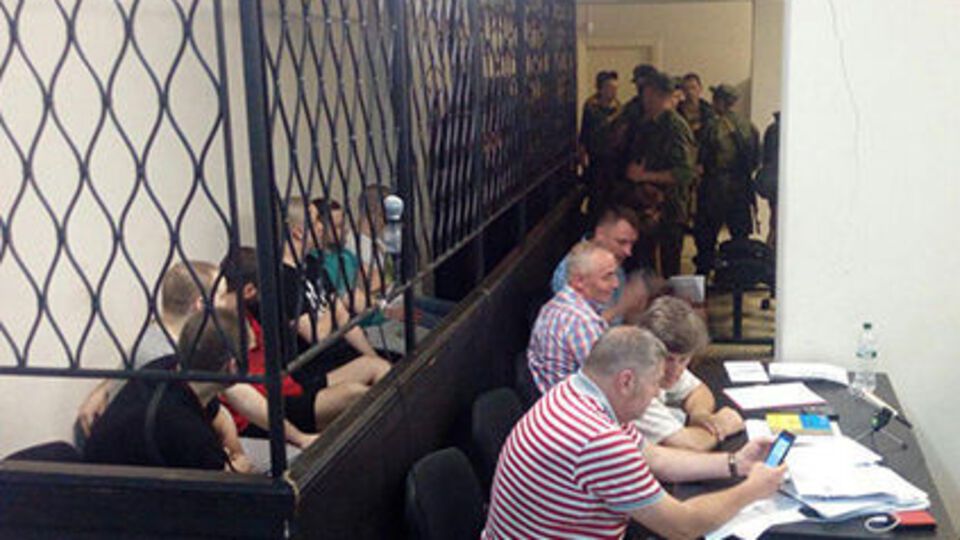 Подозреваемые останутся под арестом