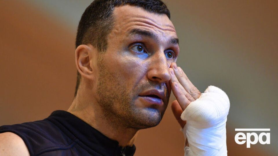 Кличко сможет вернуть свои чемпионские пояса не раньше октября