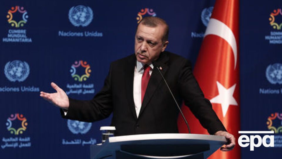 Ранее стало известно, что Реджеп Эрдоган выразил сожаление в связи с инцидентом с бомбардировщиком Су-24, но не извинялся