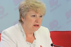 У Александровской провели обыск, предъявили подозрение и задержали