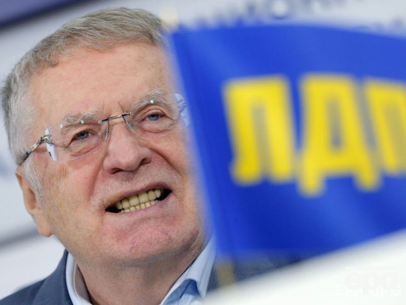 Жириновский:&nbsp;&nbsp;Территорию России нельзя делить по национальному принципу