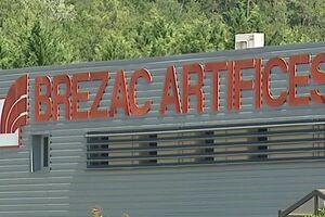 Взрыв произошел на фабрике по производству фейерверков Brezac