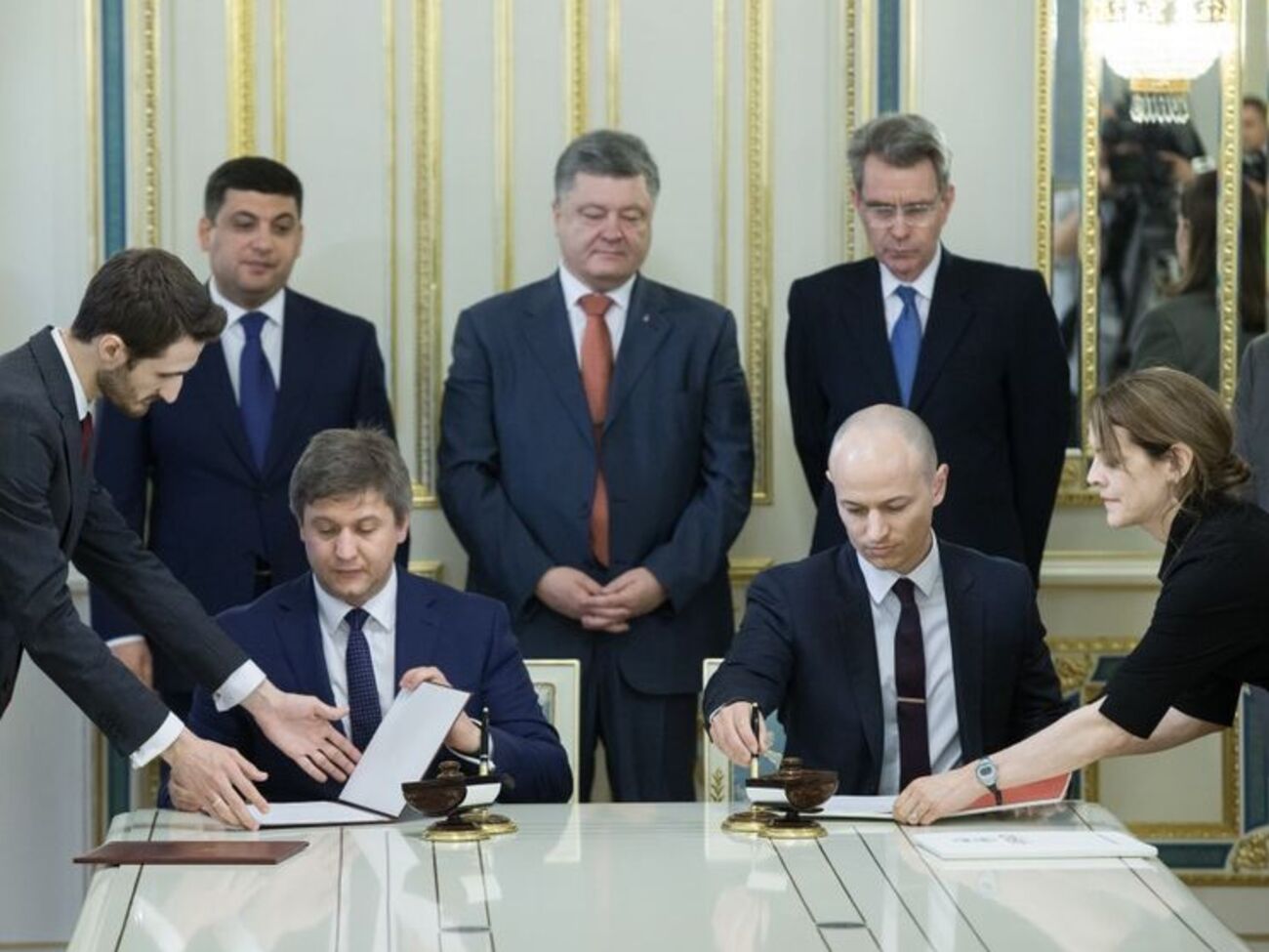 Петр Порошенко присутствовал на подписании соглашения между Украиной и США