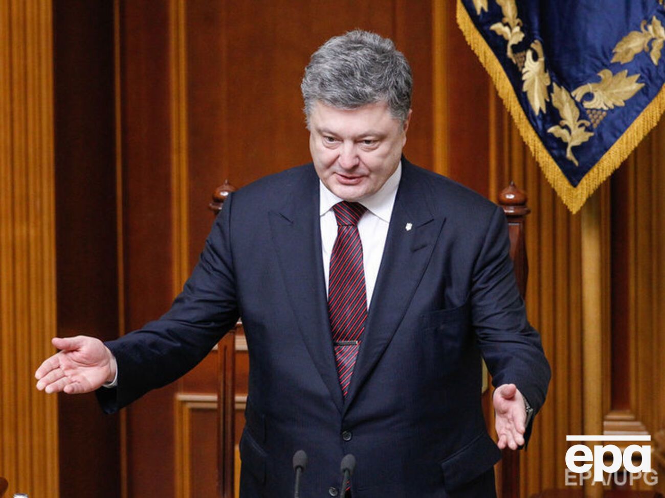 Порошенко заявил, что Украина переходит к политике развития