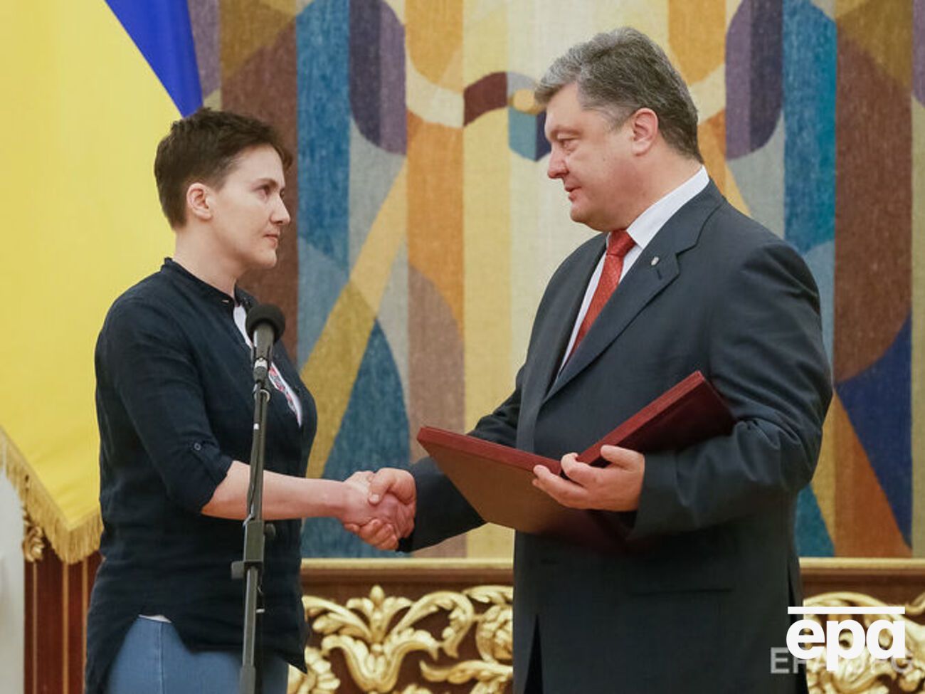 Освобождение Савченко с Путиным обсуждалось три раза, заявил Порошенко